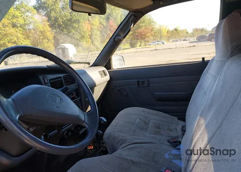 1994 Toyota Pickup 1/2 Ton Shrt Wheelbase/Dx from USA, damaged, VIN JT4RN01P4R7070495